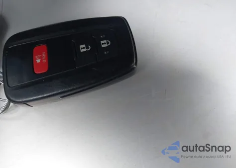 2021 Toyota C-Hr Xle z USA, uszkodzony, nr VIN JTNKHMBX2M1099077